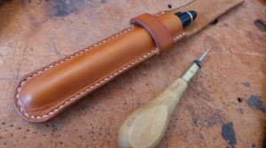 Leder Etui Stift geschlossen Mont Blanc 871