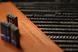 flachmann leder geprägt