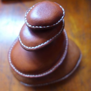 Ledersteine Handschmeichler beledert Türstopper Paperweight